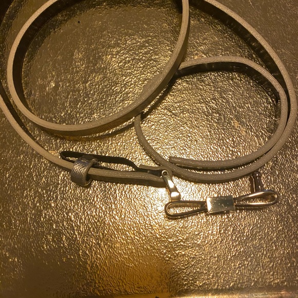 Tory Burch skinny bow belt. - Picture 3 of 5